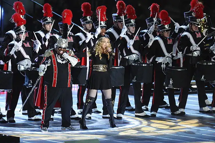 2012 madonna half time