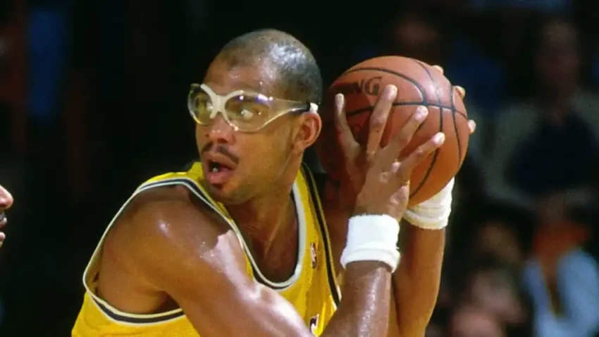 KAREEM ABDUL JABBAR