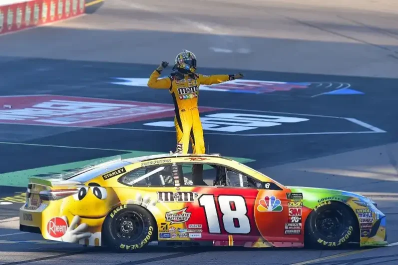 kyle larson betting odds