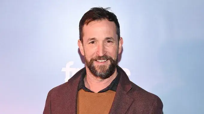 Noah Wyle leads the outstanding lead actor Emmy odds.
