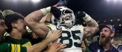 Choose Quality Full Resolution (3000 x 2070) Low Resolution (1500 x 1035) Headline: Syndication: The Post-Crescent Caption: Green Bay Packers tight end Tucker Kraft (85) celebrates a touchdown against the Washington Commanders on Thursday, September 11, 2025, at Lambeau Field in Green Bay, Wis. The Packers defeated the Commanders 27-18.
