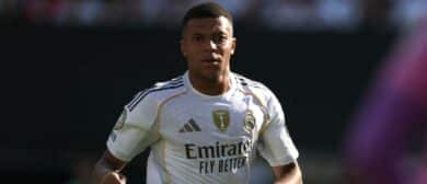 Real Madrid CF forward Kylian Mbappe (9) in the in the second half against Borussia Dortmund during a quarterfinal match of the 2025 FIFA Club World Cup at MetLife Stadium.