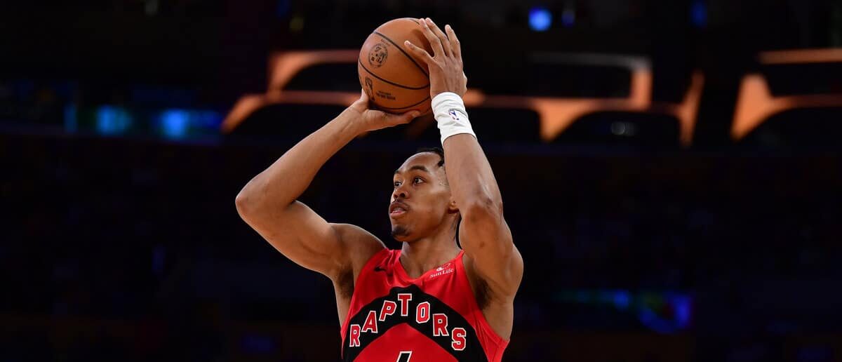Jan 18, 2026; Los Angeles, California, USA; Toronto Raptors forward Scottie Barnes (4) shoots against the Los Angeles Lakers during the second half at Crypto.com Arena. Mandatory Credit: Gary A. Vasquez-Imagn Images