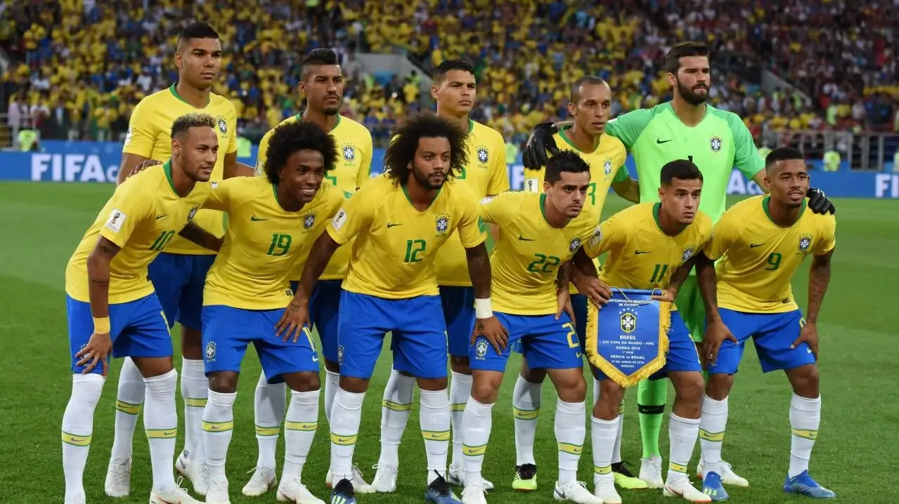 Brazil's national men's soccer team poses for a team photo before an international friendly match in 2025.