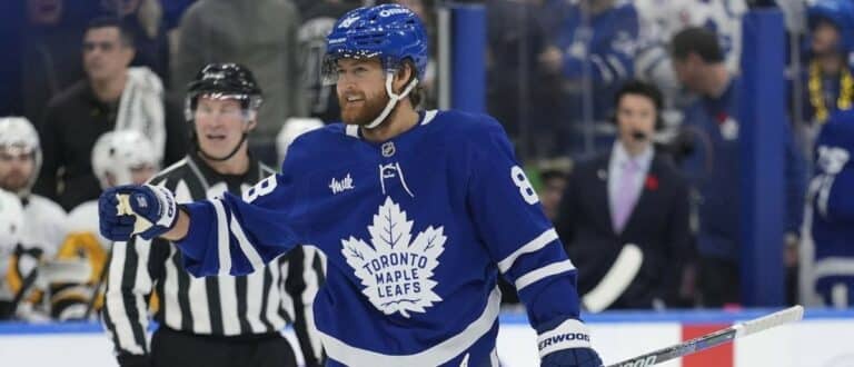 Toronto Maple Leafs forward William Nylander (88) reacts after scoring his second goal of the third period against the Pittsburgh Penguins at Scotiabank Arena