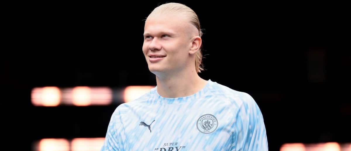 Manchester City forward Erling Haaland (9) looks on during warm ups before a group stage match against Wydad AC in the 2025 FIFA Club World Cup at Lincoln Financial Field