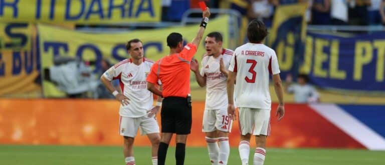 SL Benfica forward Andrea Belotti (19) is shown a red card by referee Cesar Arturo Ramos Palazuelosin during the second half against CA Boca Juniors a group stage match of the 2025 FIFA Club World Cup at Hard Rock Stadium