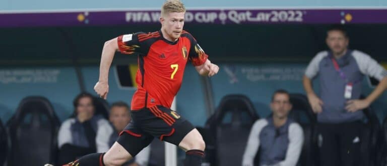 Belgium midfielder Kevin De Bruyne (7) dribbles during the second half of a group stage match against Canada during the 2022 FIFA World Cup at Ahmad Bin Ali Stadium