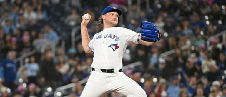 Toronto Blue Jays starting pitcher Trey Yesavage (39) pitches in the first inning against the Los Angeles Angels at Rogers Centre