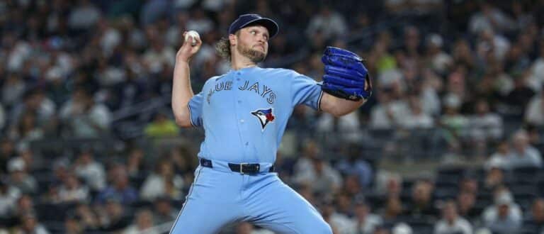 Toronto Blue Jays pitcher Trey Yesavage (39) delivers a pitch during the first inning against the New York Yankees at Yankee Stadium.