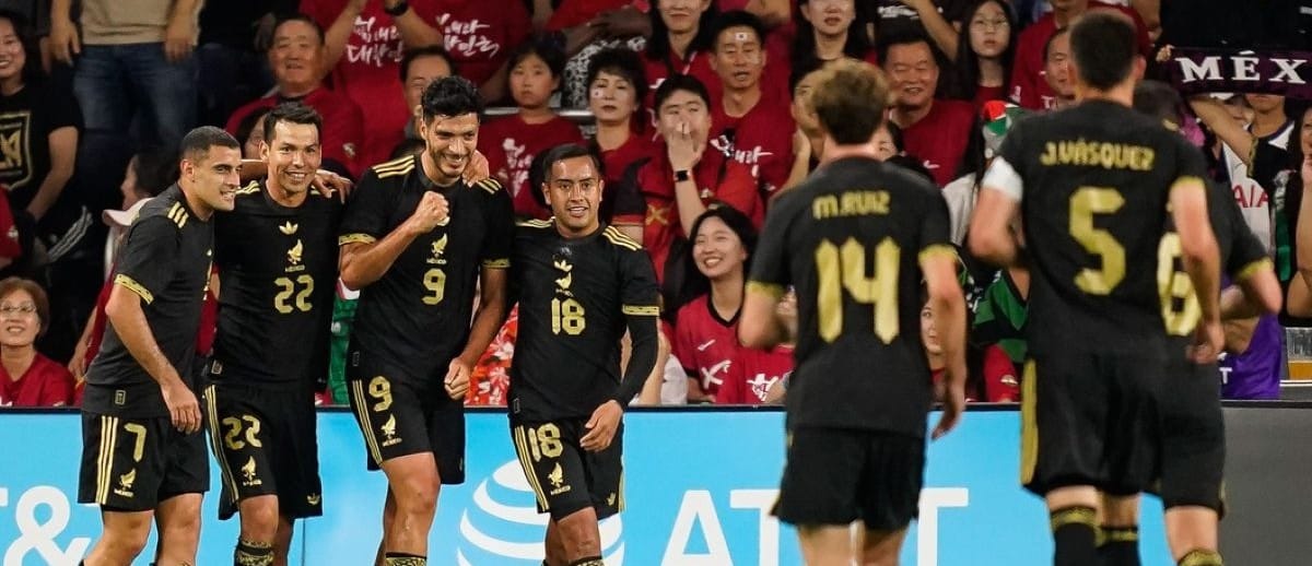 Mexico forward Raul Jimenez (9) celebrates his goal against South Korea during the first half of an international friendly soccer match at Geodis Park in Nashville, Tenn., Tuesday, Sept. 9, 2025.