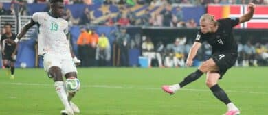 Norway forward Erling Haaland (9) attempts a shot as Senegal defender Moussa Niakhaté (19) defends during a game at MetLife Stadium, Jun 22, 2026, East Rutherford, NJ, USA.