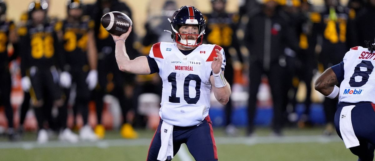 Montreal Alouettes quarterback Davis Alexander (10) throws a pass against the Hamilton Tiger-Cats during the second half at Hamilton Stadium Mandatory