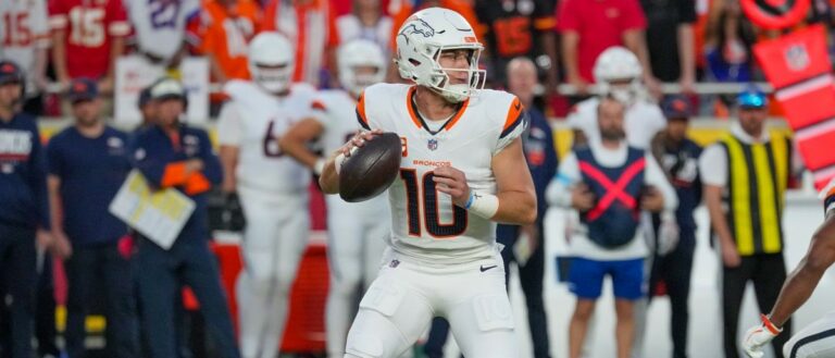 Denver Broncos quarterback Bo Nix (10) drops back to pass against the Kansas City Chiefs during the game at GEHA Field at Arrowhead Stadium. Mandatory Credit: Denny Medley-Imagn Images