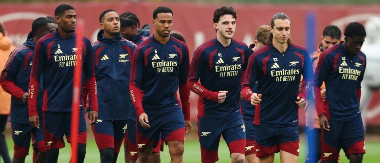 UEFA Champions League - Arsenal Training - Arsenal Training Centre, London Colney, Britain - October 20, 2026 Arsenal's Declan Rice, Gabriel and Riccardo Calafiori with teammates during training Action Images via Reuters/Peter Cziborra