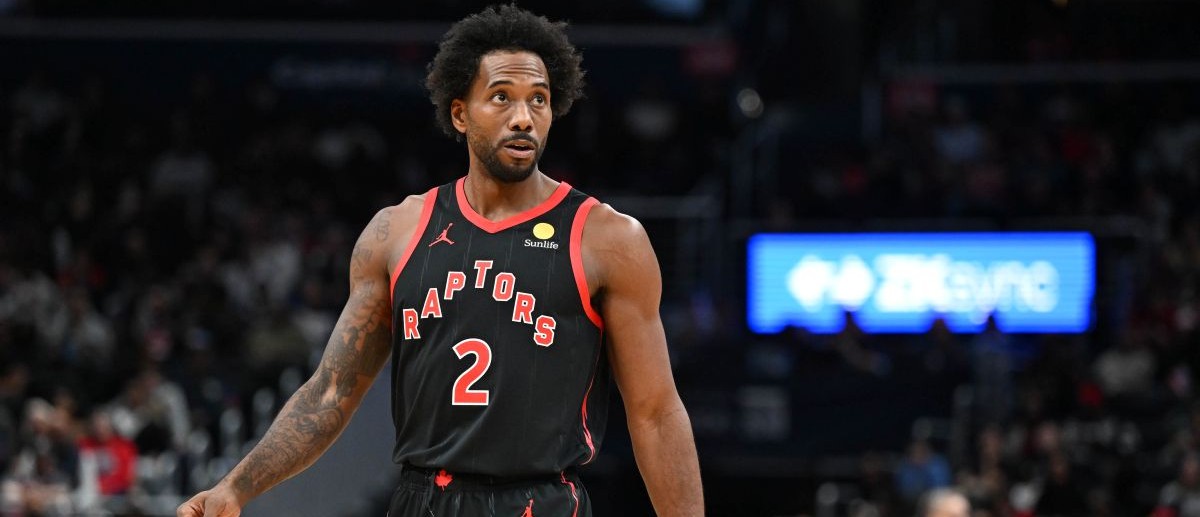 Washington, District of Columbia, USA; Toronto Raptors forward Kawhi Leonard (2) on the court against the Washington Wizards during the second half at Capital One Arena. Mandatory Credit: Brad Mills-Imagn Images